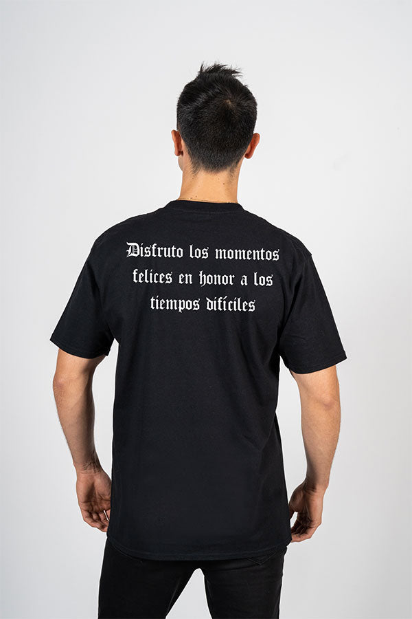 CAMISETA DISFRUTO BLANCO/NEGRA